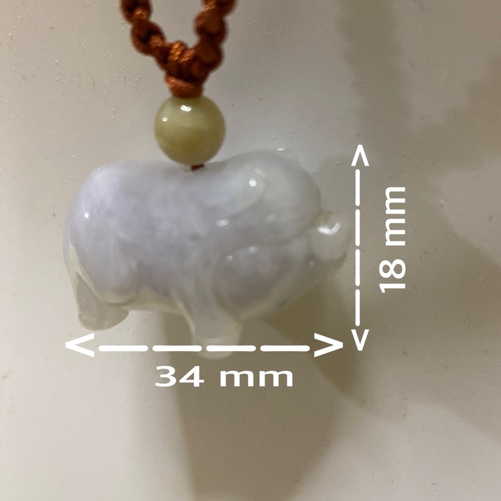 🌹 This nice and lucky purple Pig necklace is real Jade .🌹
